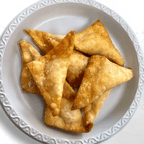 Best Crab Rangoon (8) (Cheese Wonton) 炸蟹角 in Salisbury, MD